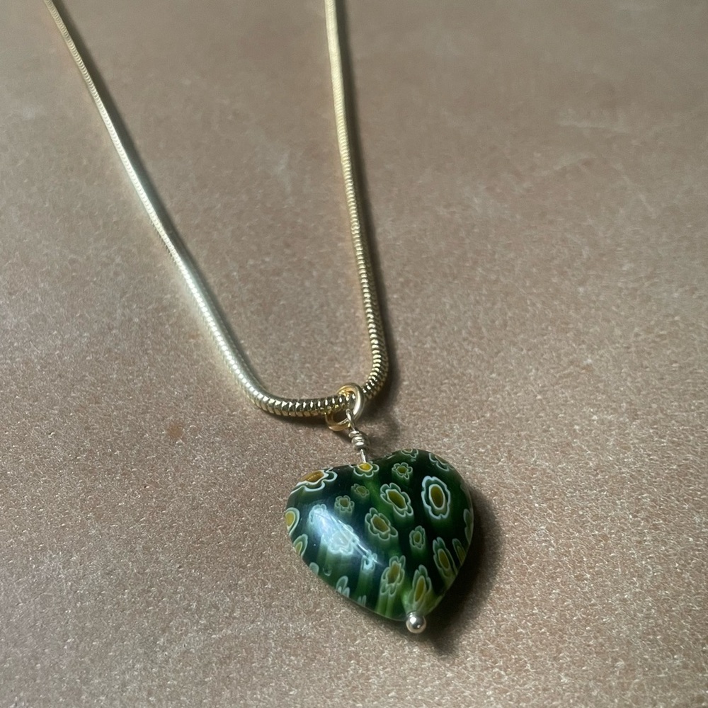 💚 Green Heart Italian Millefiori glass bead snake chain necklace gold brass - Picture 4 of 7